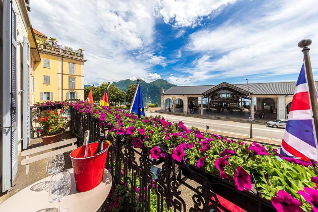 Intra Hotel Exterior photo